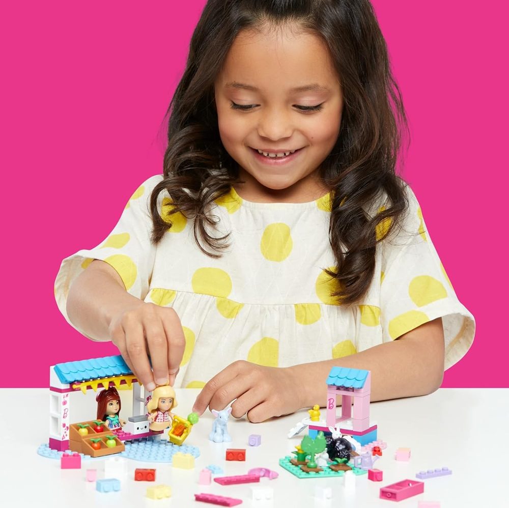 Barbie Farmer's Market Building Set — view 3