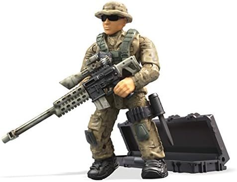 Desert sniper micro figure with rifle and opening case