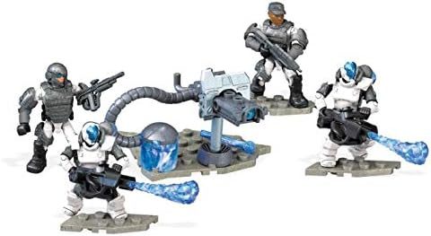 Halo cryo marines in arctic armor with shell launcher