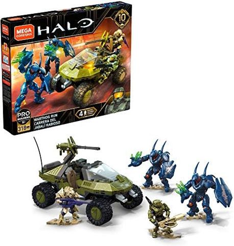 Master Chief and Arbiter in Warthog facing Hunters
