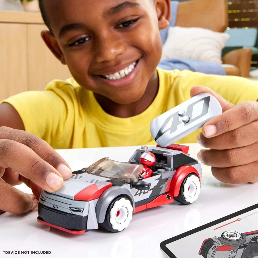 Hot Wheels Audi RS 6 GTO Concept, 77 Pieces — view 3