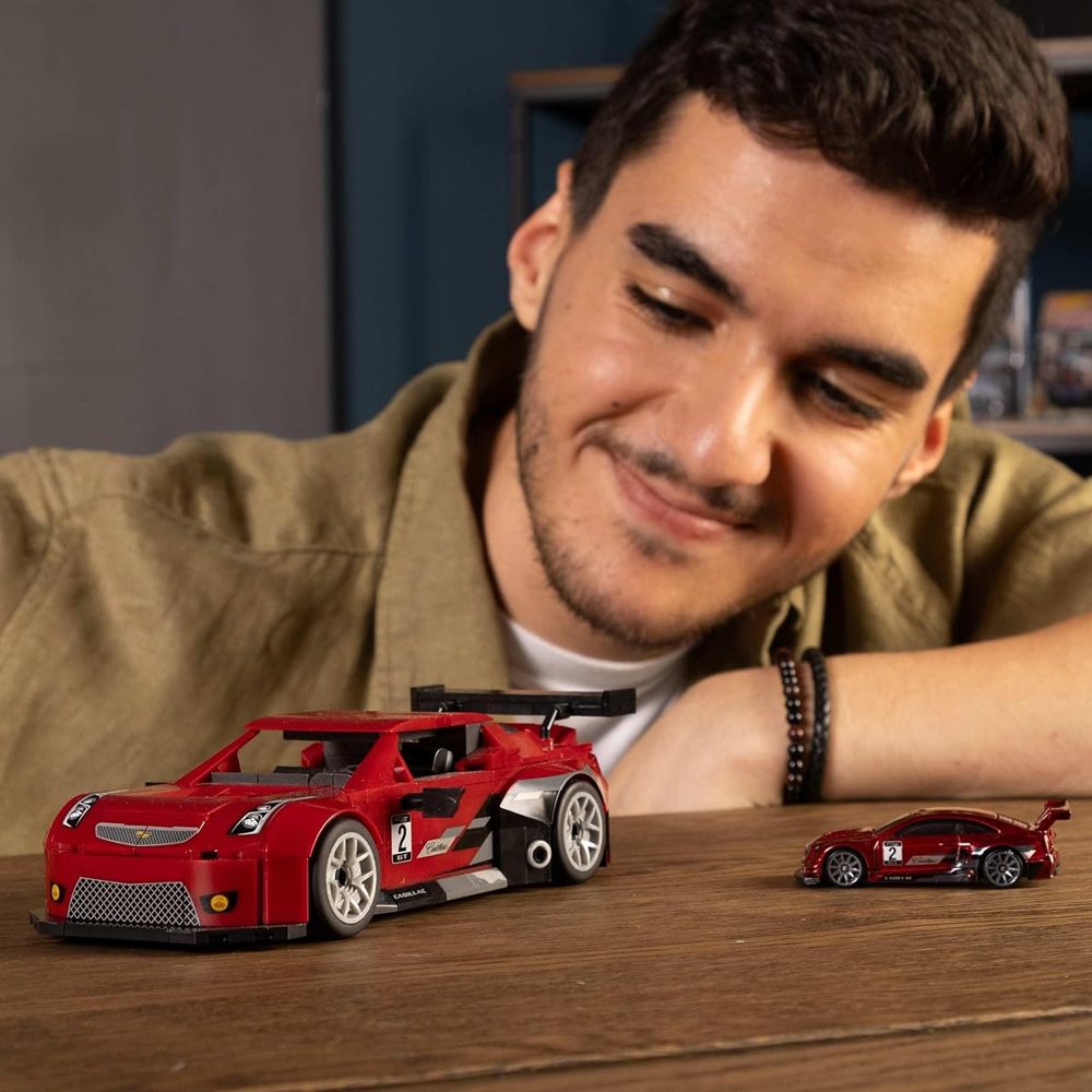 Hot Wheels Cadillac ATS-V R 1:24, 319 Pieces — view 3