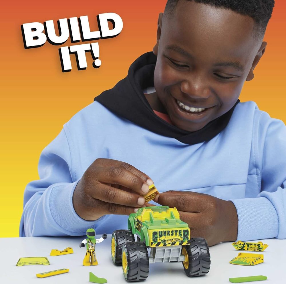 Hot Wheels Gunkster Monster Truck, 69 Pieces — view 4