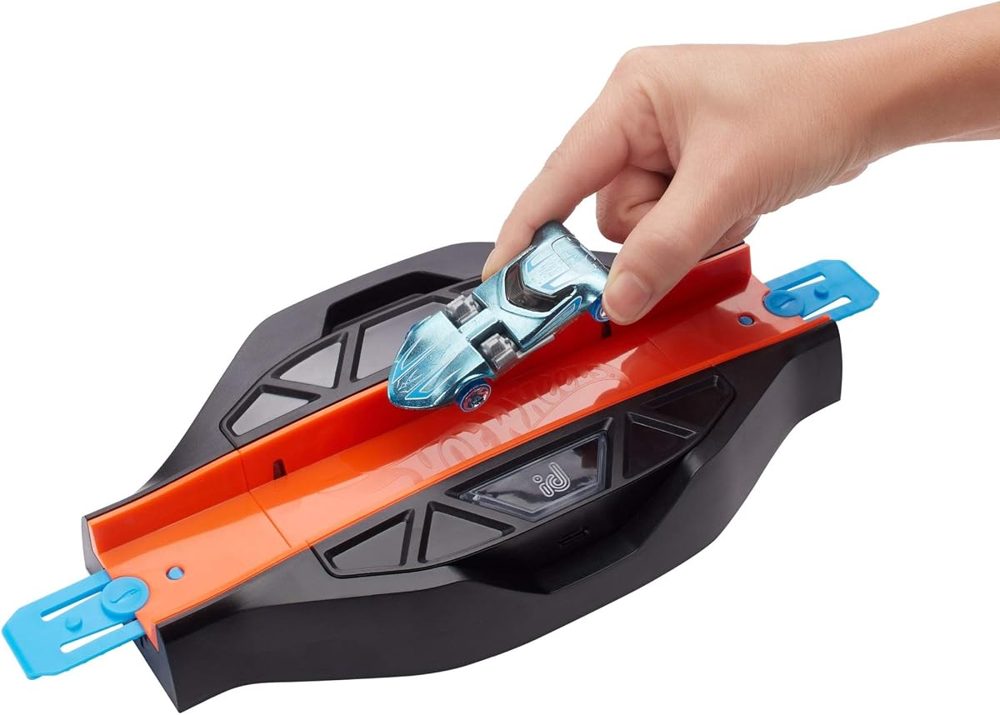 Hot Wheels iD Race Portal — view 5