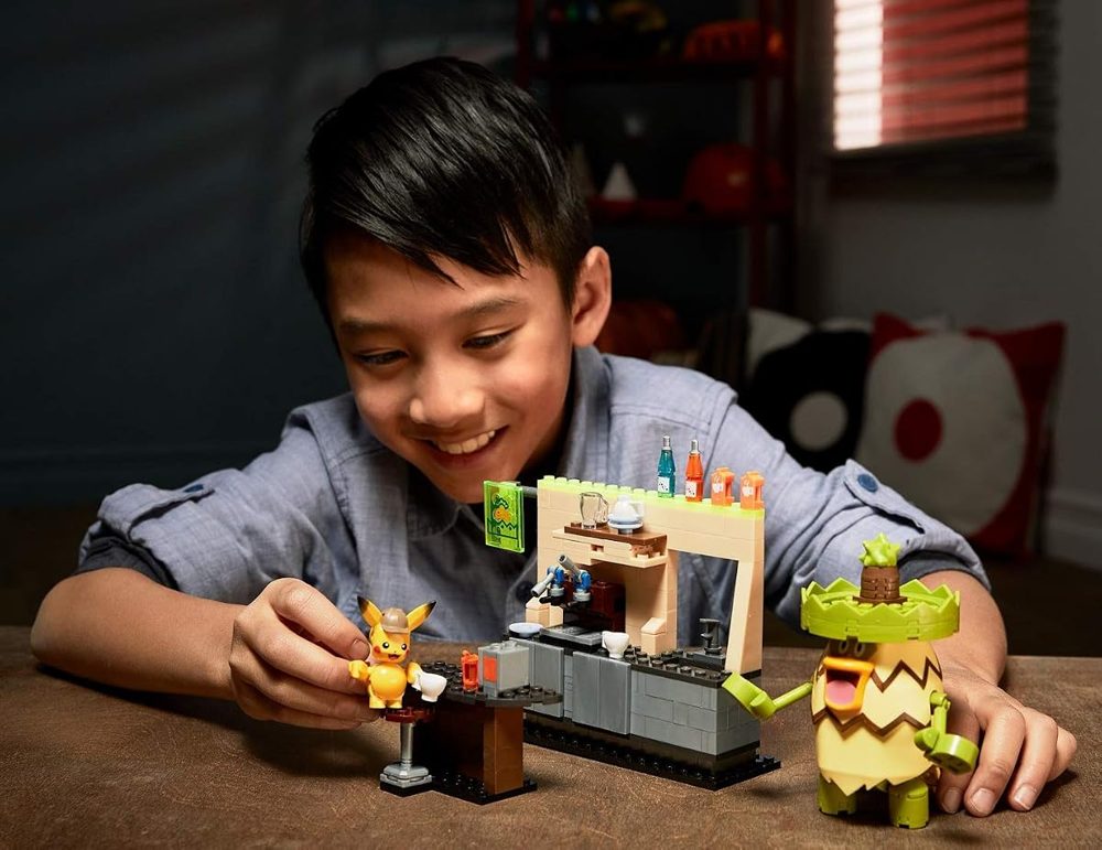 Detective Pikachu Hi-hat Café, 328 Pieces — view 3