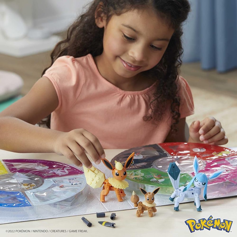 Pokémon Every Eevee Evolution, 470 Pieces — view 4