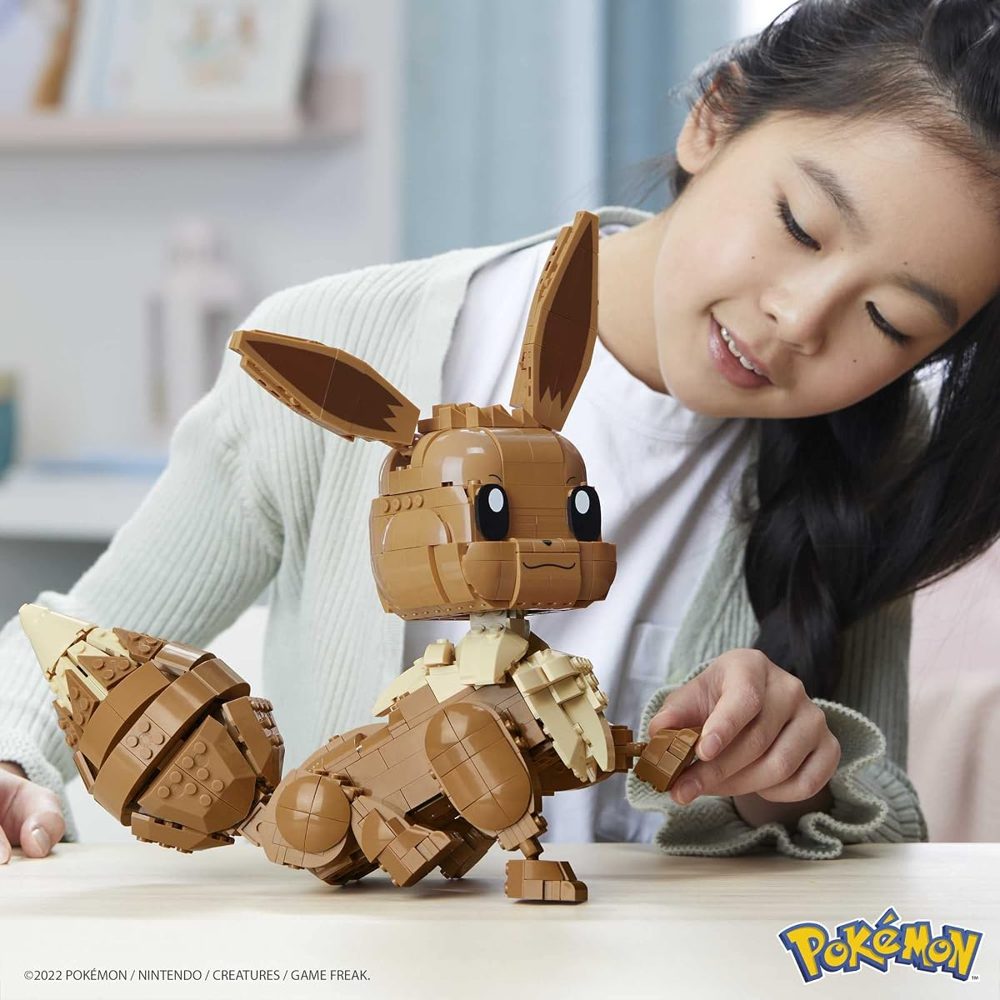 Pokémon Jumbo Eevee, 824 Pieces — view 3