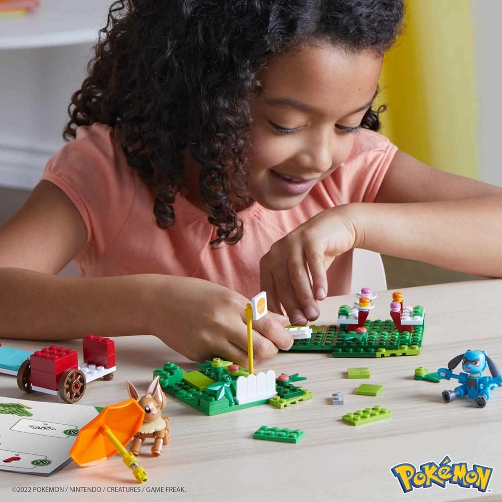 Pokémon Picnic with Eevee and Riolu — view 3