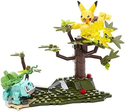 Pikachu and Bulbasaur in a buildable battle scene