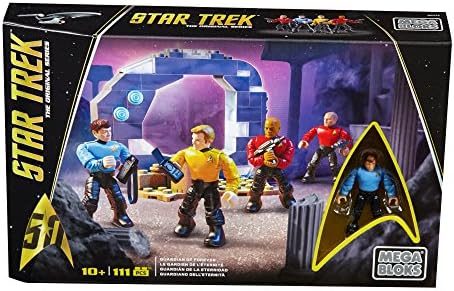Guardian of Forever portal with Kirk and McCoy figures
