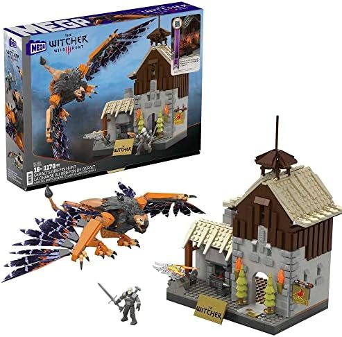 Geralt fighting griffin outside Corvo Bianco brick house